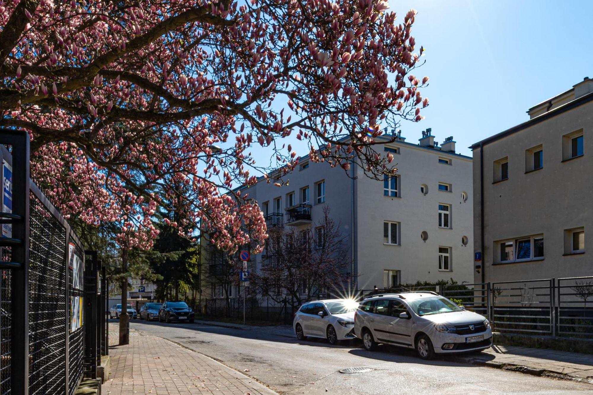 Superapart Genewska 3 Warsaw Exterior photo